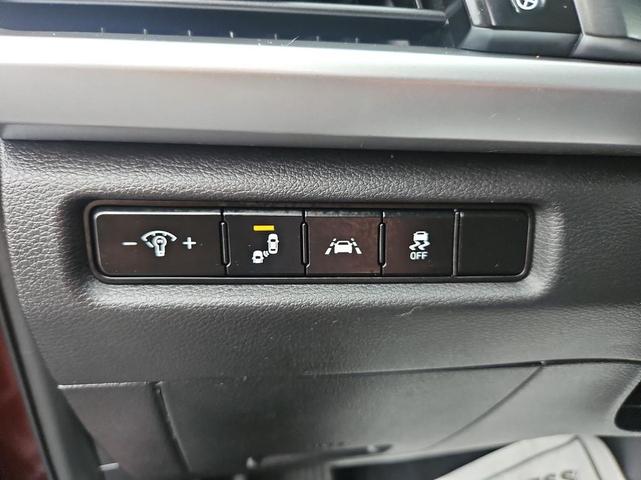 Photo of 2020 Black Kia Telluride