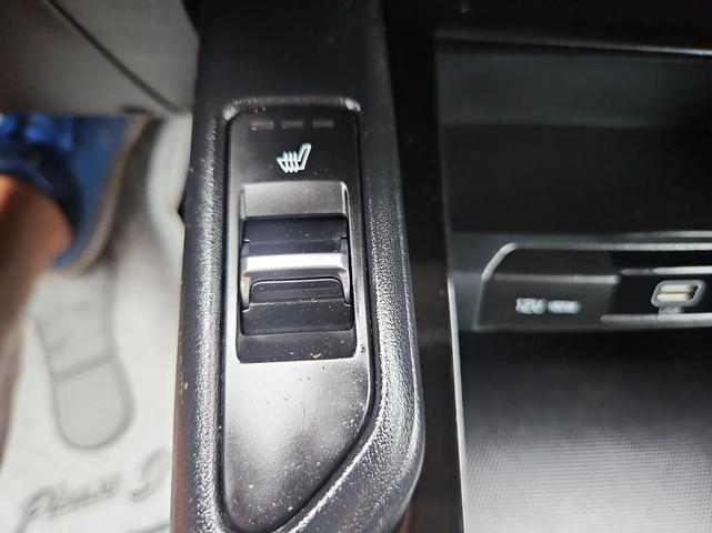 Photo of 2020 Black Kia Telluride