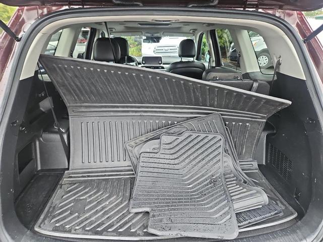 Photo of 2020 Black Kia Telluride
