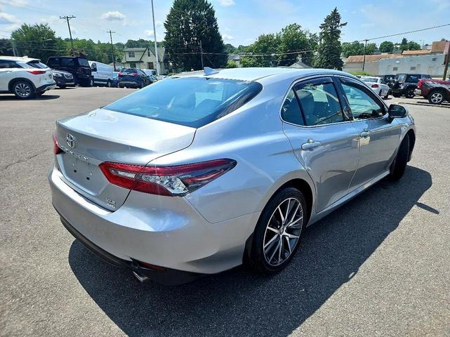 Photo of 2023 Silver Toyota Camry