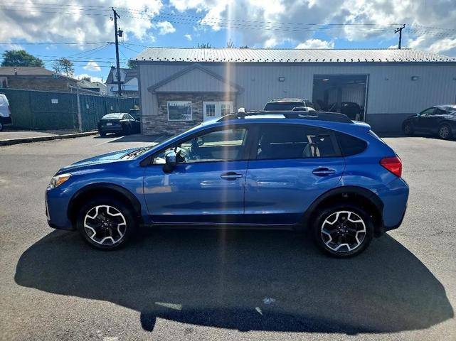 Photo of 2016 Blue Subaru Crosstrek