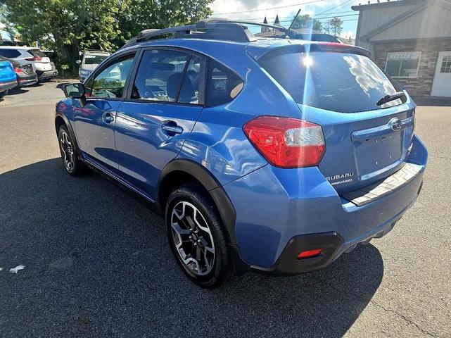 Photo of 2016 Blue Subaru Crosstrek