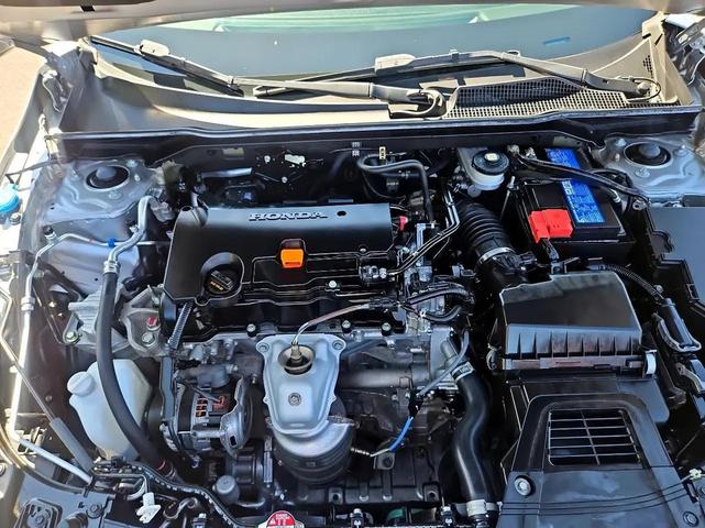 Photo of 2022 grey Honda Civic