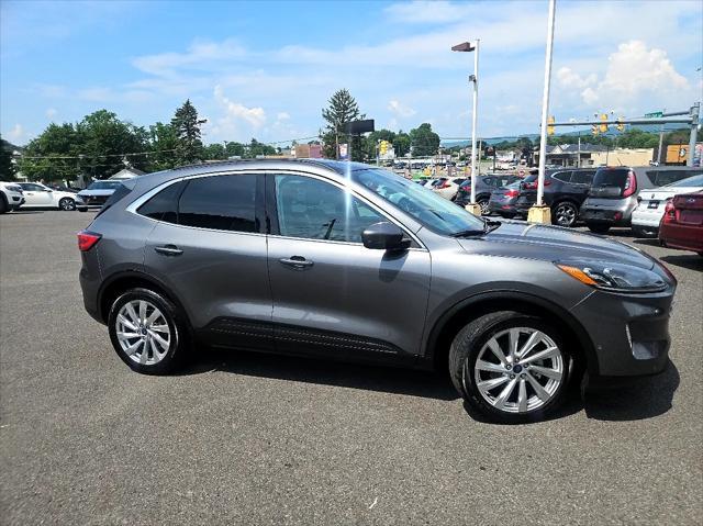 Photo of 2021 Carbonized Gray Metallic Ford Escape
