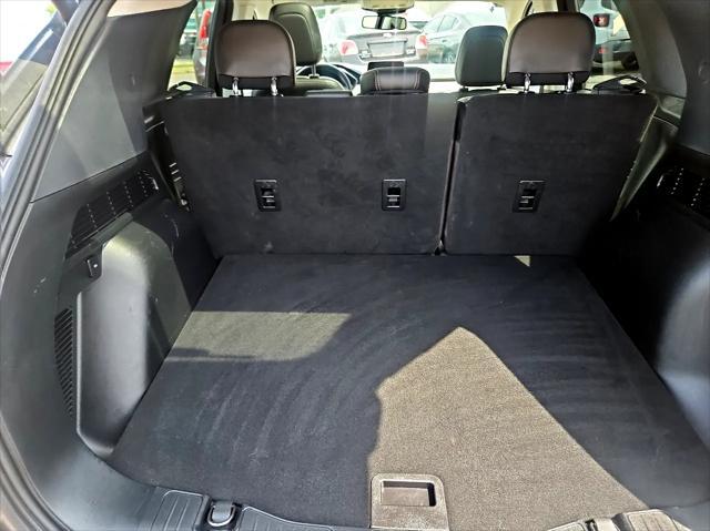 Photo of 2021 Carbonized Gray Metallic Ford Escape