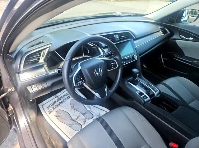 Photo of 2018 Charcoal Honda Civic