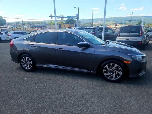Photo of 2018 Charcoal Honda Civic