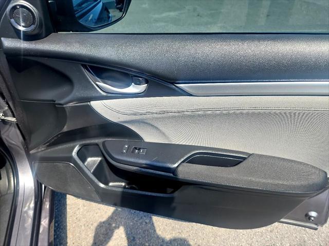 Photo of 2018 Charcoal Honda Civic