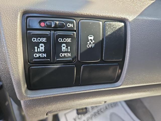 Photo of 2014 Charcoal Honda Odyssey