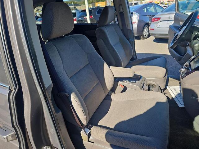 Photo of 2014 Charcoal Honda Odyssey