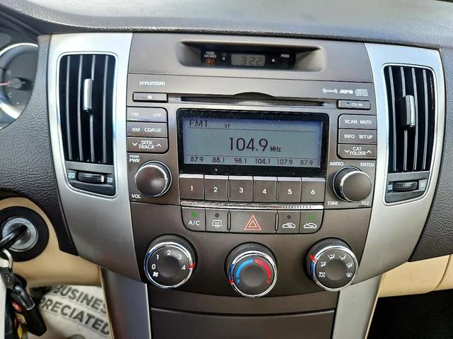 Photo of 2010 Brown Hyundai SONATA