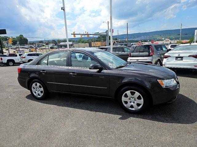 Photo of 2010 Brown Hyundai SONATA