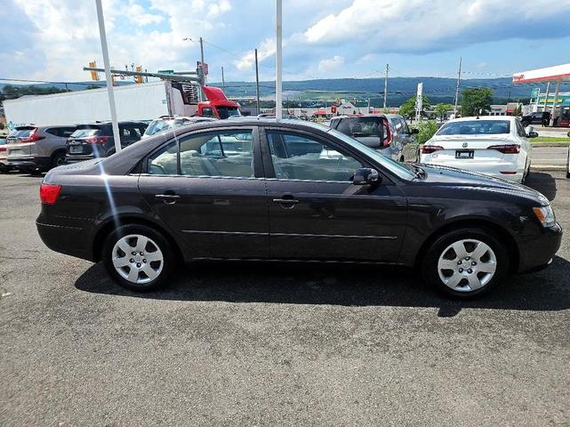 Photo of 2010 Brown Hyundai SONATA