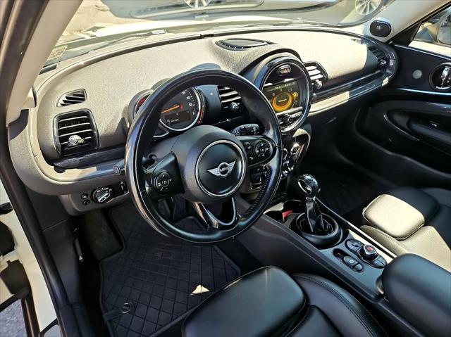 Photo of 2018 White MINI Clubman