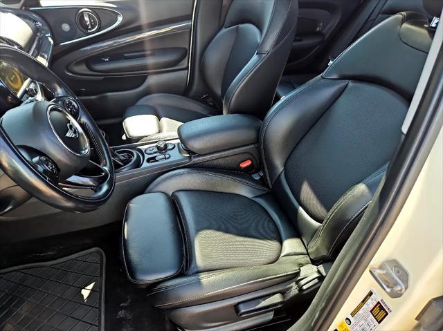 Photo of 2018 White MINI Clubman