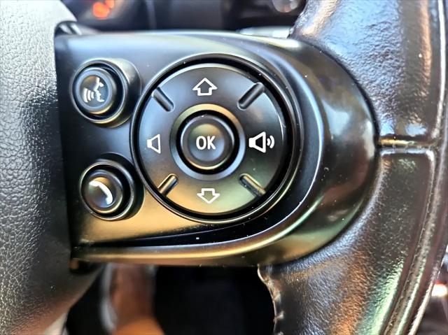 Photo of 2018 White MINI Clubman