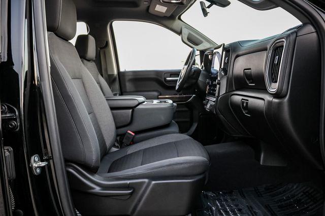 Photo of 2019 Black Chevrolet Silverado 1500