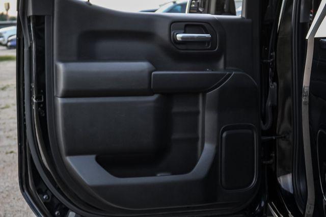 Photo of 2019 Black Chevrolet Silverado 1500