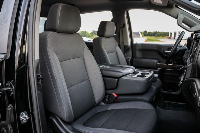 Photo of 2019 Black Chevrolet Silverado 1500