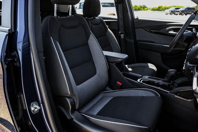 Photo of 2022 Blue Glow Metallic Chevrolet Trailblazer