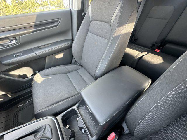 Photo of 2025 Still Night Pearl Honda CR-V