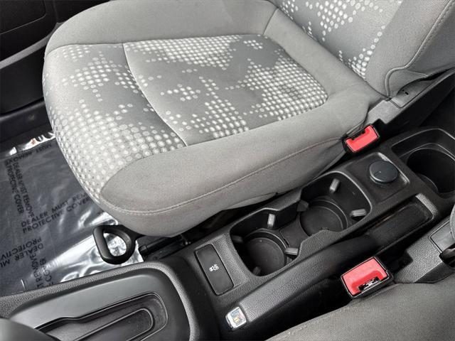 Photo of 2020 Summit White Chevrolet Sonic