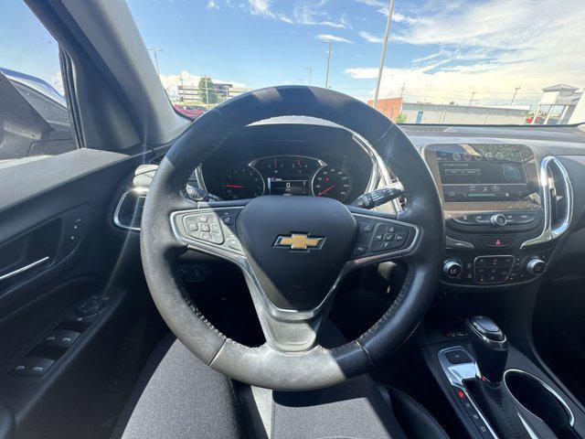 Photo of 2018 Silver Ice Metallic Chevrolet Equinox