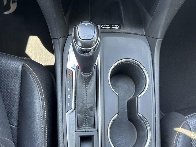 Photo of 2018 Silver Ice Metallic Chevrolet Equinox
