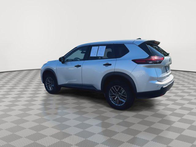 Photo of 2024 Brilliant Silver Metallic Nissan Rogue