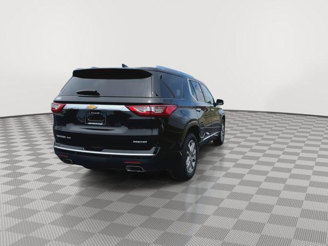 Photo of 2021 Mosaic Black Metallic Chevrolet Traverse