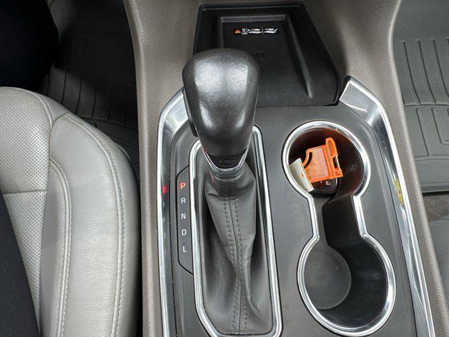 Photo of 2021 Mosaic Black Metallic Chevrolet Traverse