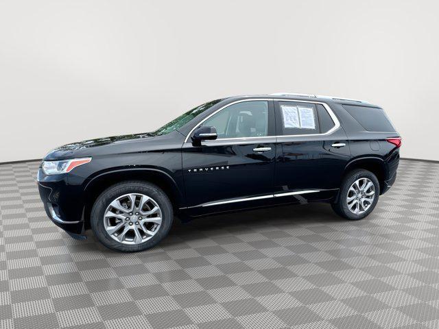 Photo of 2021 Mosaic Black Metallic Chevrolet Traverse