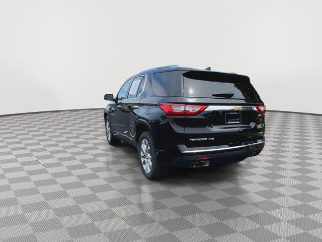 Photo of 2021 Mosaic Black Metallic Chevrolet Traverse