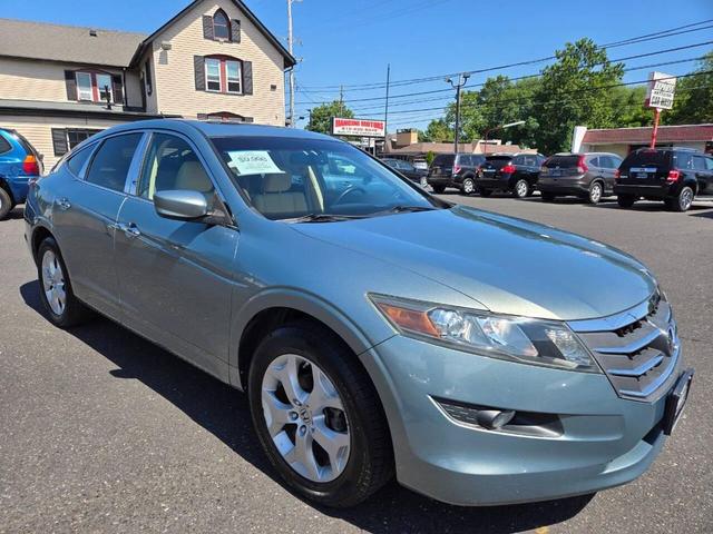 Photo of 2010 Green Honda Accord Crosstour