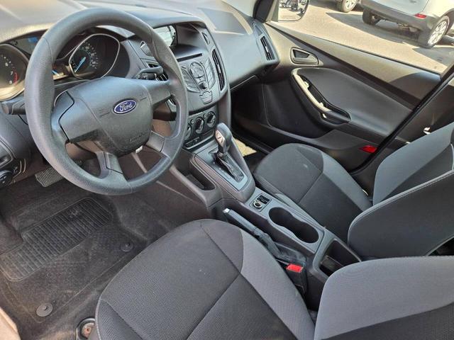 Photo of 2014 Black Ford Focus