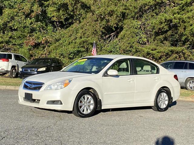 Photo of 2012 Satin White Pearl Subaru Legacy