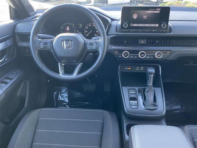 Photo of 2025 Platinum White Pearl Honda CR-V Hybrid