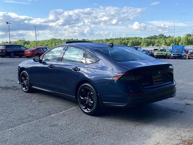 Photo of 2025 Canyon River Blue Metallic Honda Accord
