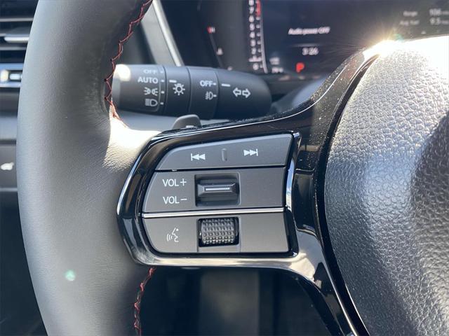 Photo of 2025 Crystal Black Pearl Honda Pilot