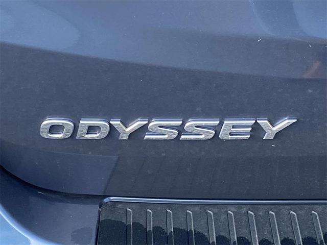 Photo of 2025 Smoke Blue Pearl Honda Odyssey