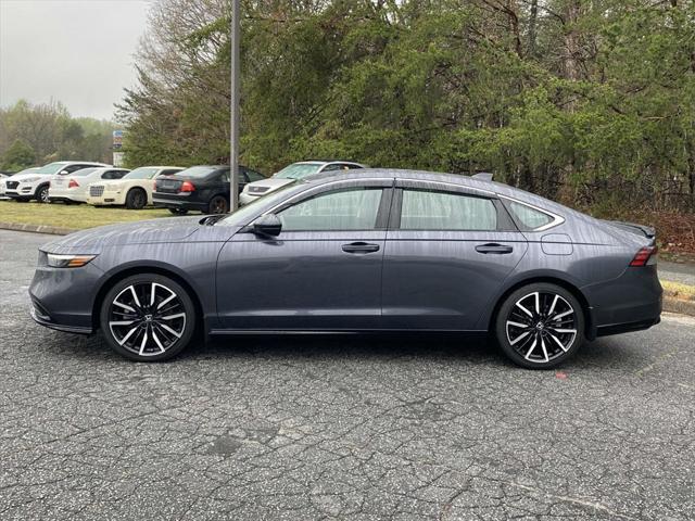 Photo of 2023 Meteorite Gray Metallic Honda Accord Hybrid