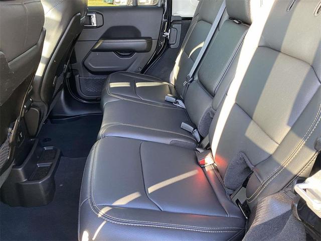 Photo of 2024 Black Clearcoat Jeep Wrangler