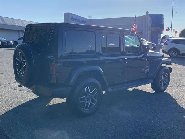 Photo of 2024 Black Clearcoat Jeep Wrangler