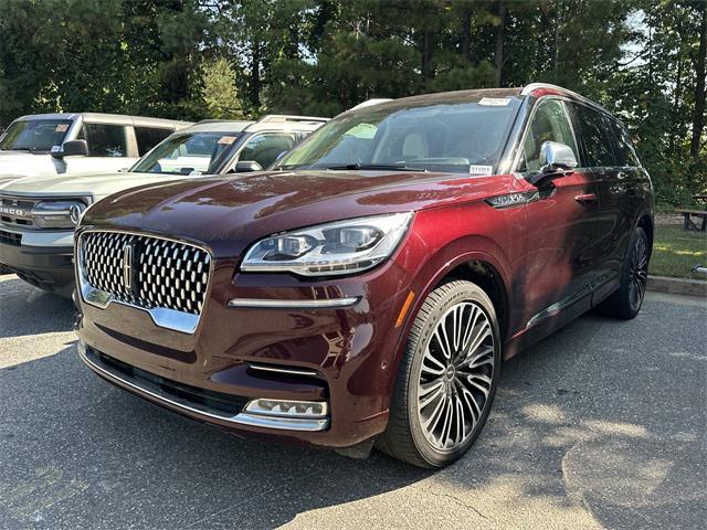 Photo of 2022 BURGUNDY VELVET MET TC Lincoln Aviator