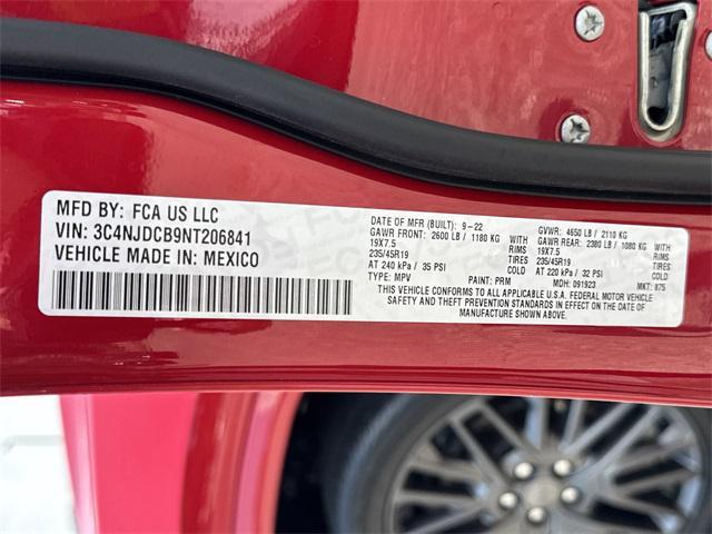 Photo of 2022 Redline Pearlcoat Jeep Compass
