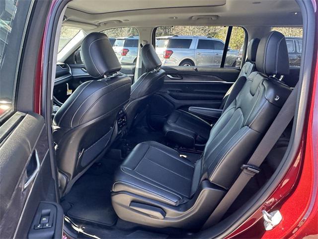 Photo of 2024 Velvet Red Pearlcoat Jeep Grand Cherokee L