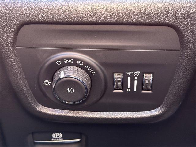 Photo of 2024 Velvet Red Pearlcoat Jeep Grand Cherokee L