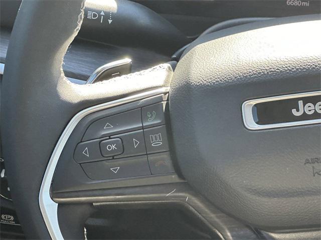 Photo of 2024 Velvet Red Pearlcoat Jeep Grand Cherokee L