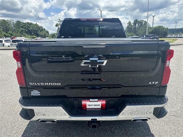 Photo of 2023 Black Chevrolet Silverado 1500