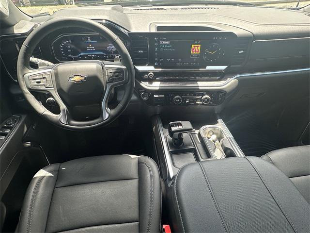 Photo of 2023 Black Chevrolet Silverado 1500